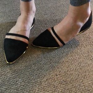 black flats